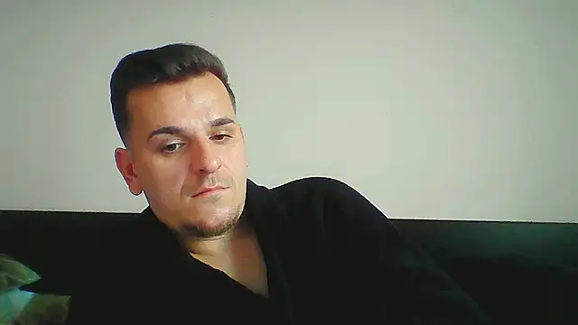 Huge_cock22cm live sex cam