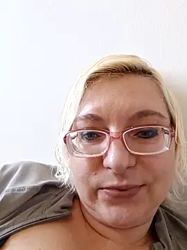 VikaKing's cam snapshot