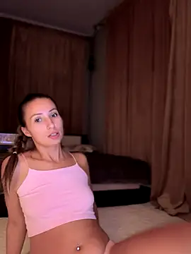 LetsFunKARINA live sex cam