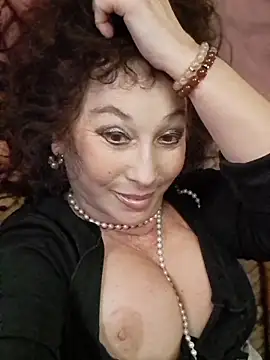 GypsyEsmeralda live sex cam