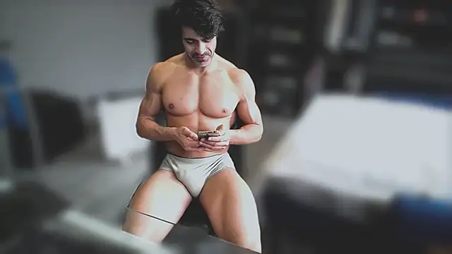 latinoo23bom live sex cam