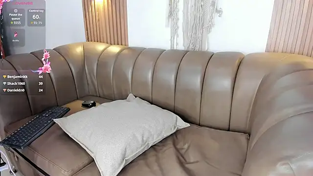 malak_nanyy's cam snapshot