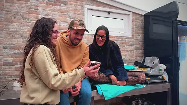 barfantasy's cam snapshot