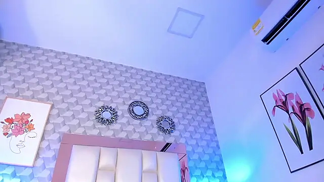 Sasha__sims__'s cam snapshot