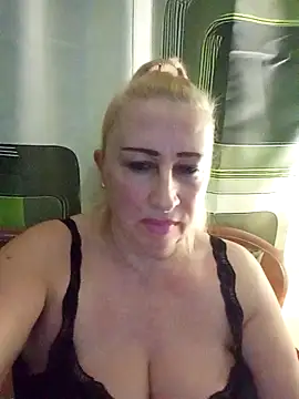 Esenia505's cam snapshot