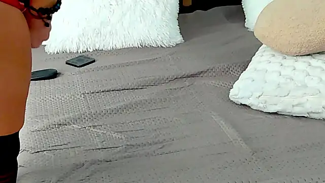 XeniaBlu's cam snapshot