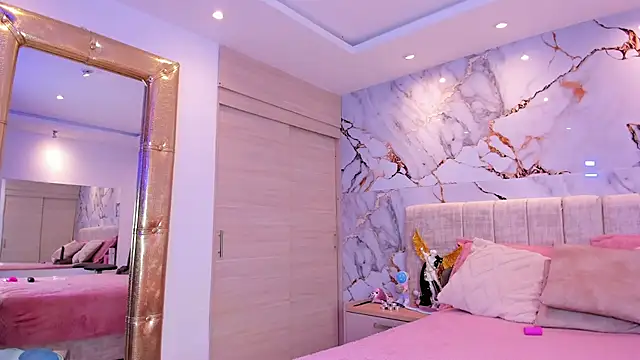 kiana_cream's cam snapshot