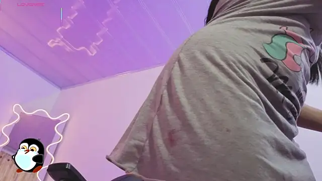 ZURY_TAY's cam snapshot