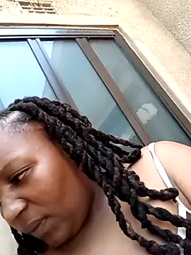 ThaBundaa's cam snapshot