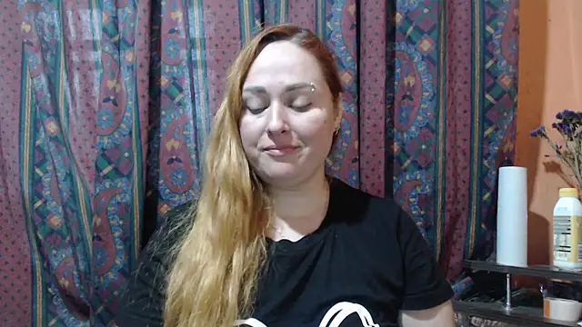 Foxy_Kate3333's cam snapshot