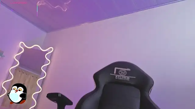 ZURY_TAY's cam snapshot