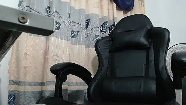 sweet_cutetras22 live sex cam