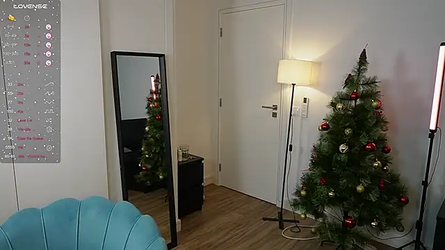 NeonyMuse's cam snapshot