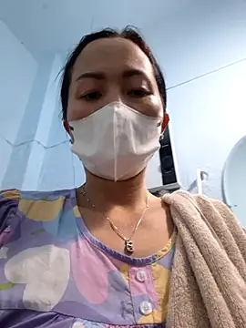 Baby-sexytits18's web cam