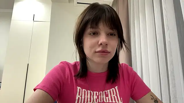 LollySimes's cam snapshot