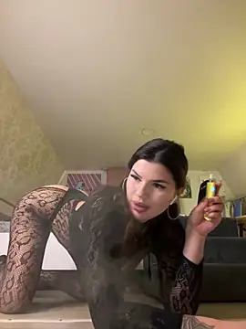 -MaybeBaby-'s cam snapshot