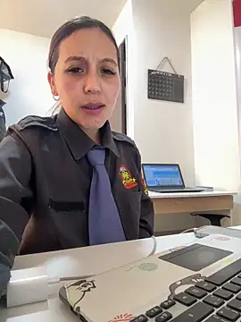 Emily-7_ live sex cam