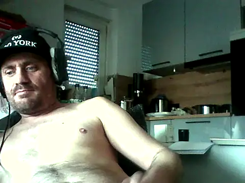 burnzzz81's cam snapshot