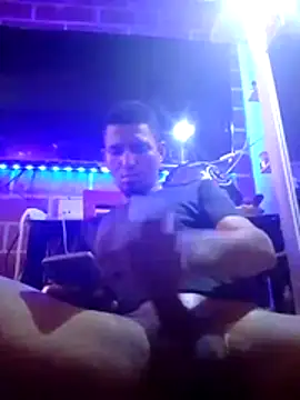 SlingingAsteroid's cam snapshot