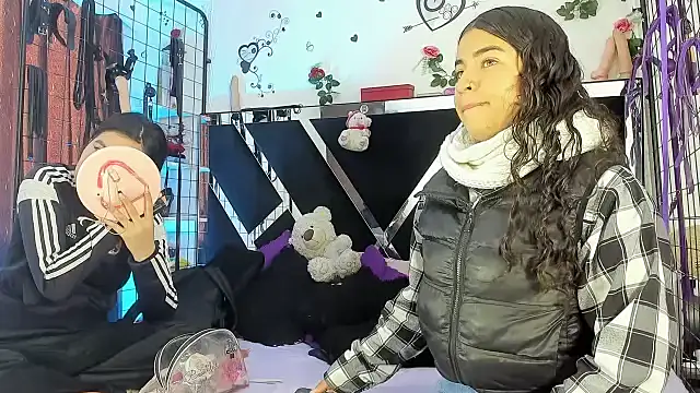 abby_eemily live sex cam