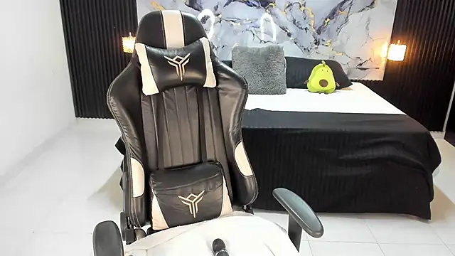 Ivy_16's cam snapshot