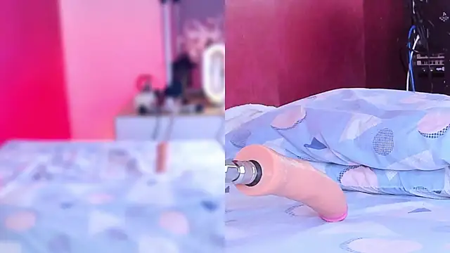 perla_cm's cam snapshot