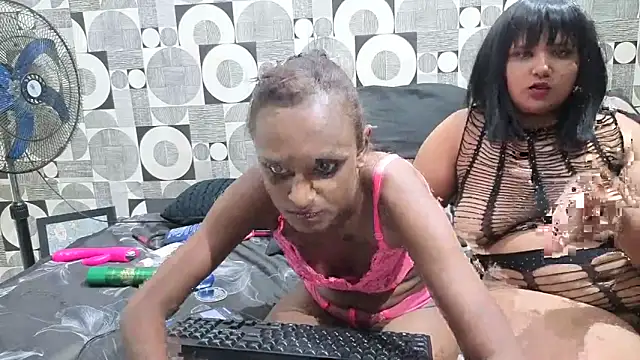 indianfoxy01's cam snapshot