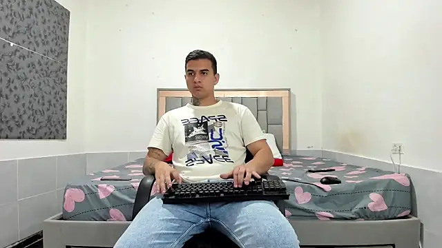 simookeler live sex cam