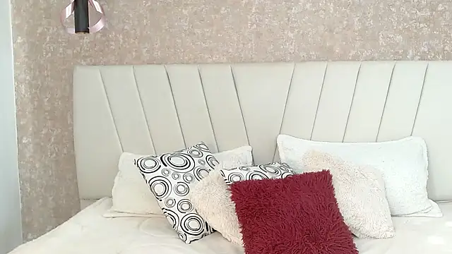 Yera_carey's cam snapshot