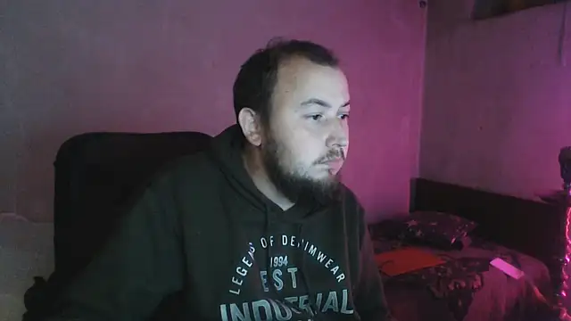 BIG-COCK-OMG's cam snapshot