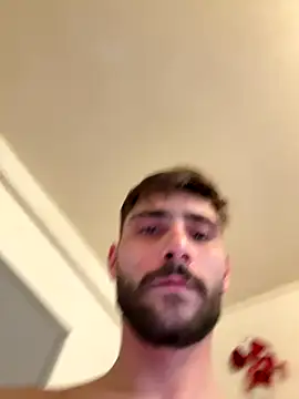 Hugo34bg live sex cam