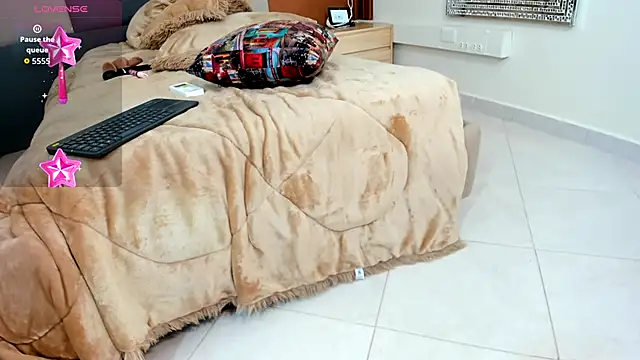 litzy_skinny's cam snapshot