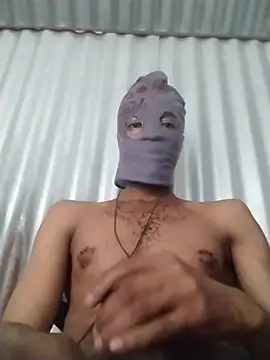 hornyxguy68's web cam