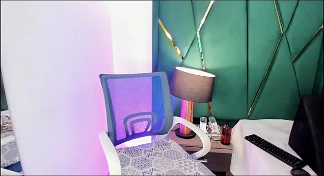 Tamara_Myller's cam snapshot