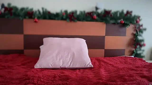 Reddgiirl's cam snapshot