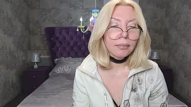 Wendy_Waves's cam snapshot