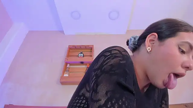 _miss_mia's cam snapshot