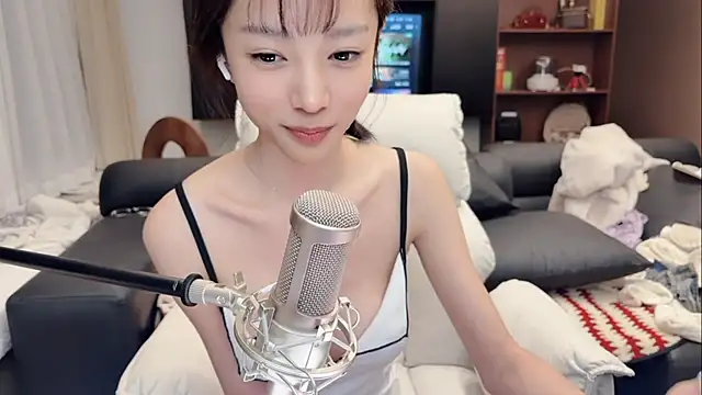 Butterbear's cam snapshot