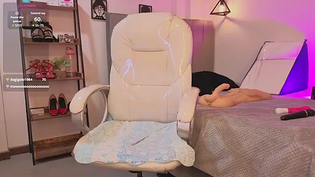 lady_nylon_'s cam snapshot