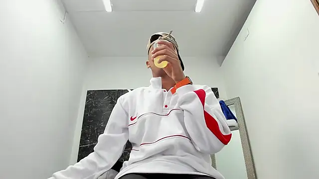 ada-brooke's cam snapshot