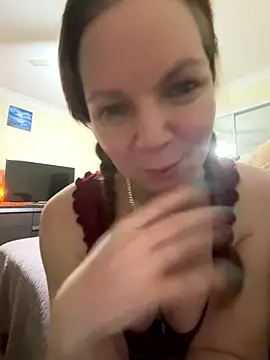 AussieKittyPurr live sex cam