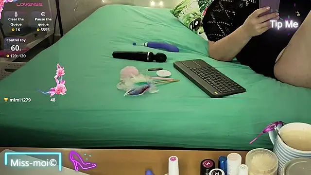 Miss-moi's cam snapshot