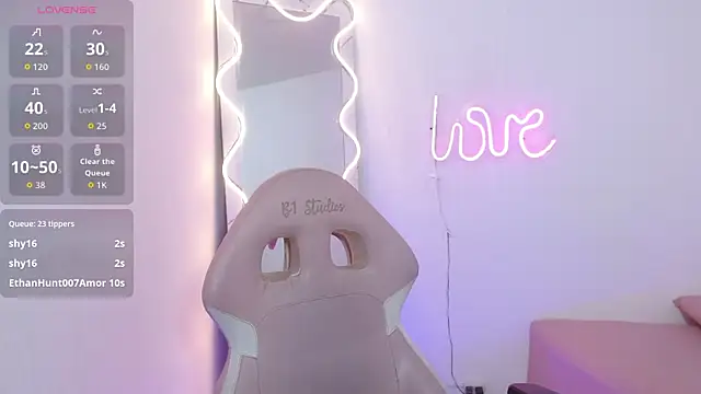 Sandyy_tay's cam snapshot