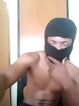 eyahlaba's cam snapshot