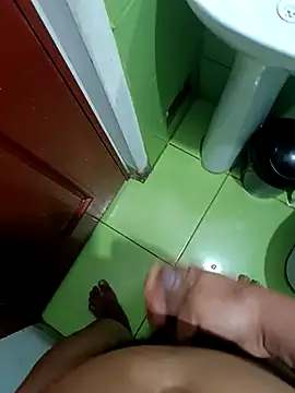 Geminis_95 live sex cam