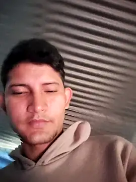 Juan_Hotcaliemte's cam snapshot