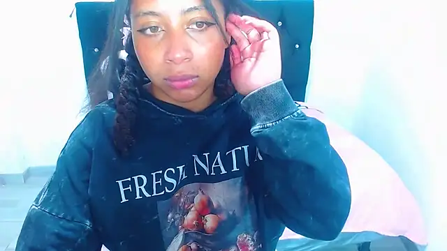 Gabi_Jhons_23's cam snapshot