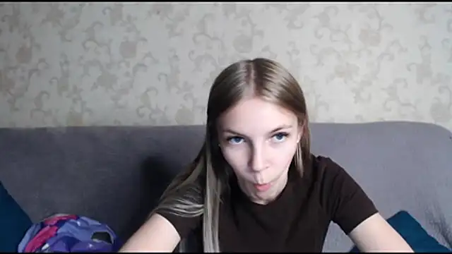 HitGyrl's cam snapshot