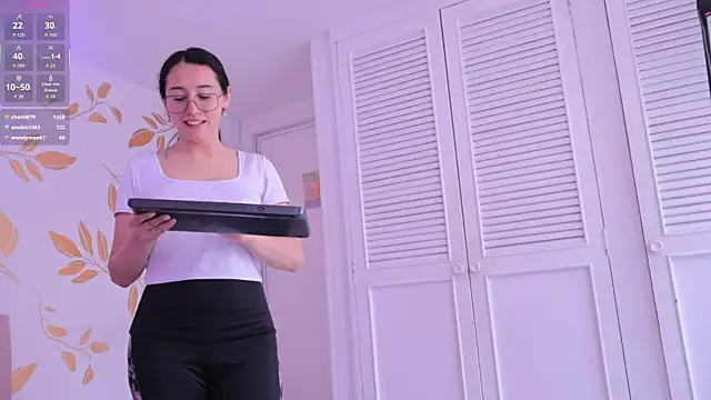 Ginevra_esposito's cam snapshot