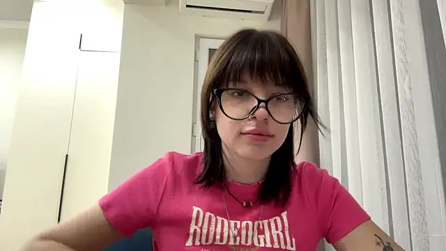 LollySimes's cam snapshot